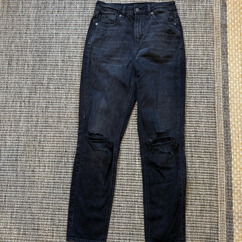 American Eagle Outfitters Black Distressed Mom Jeans